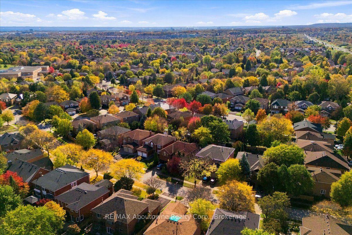Photo 47 of 1476 Livery Lane, Oakville, Glen Abbey — HOMEH