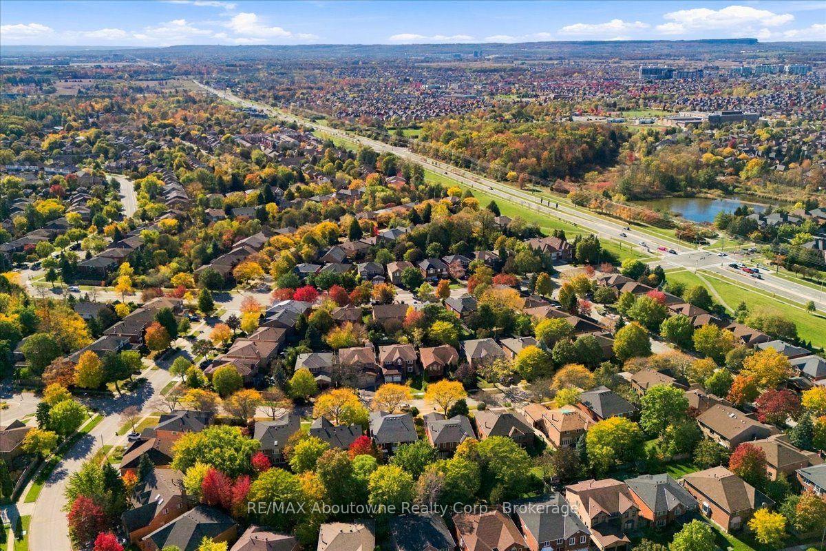 Photo 49 of 1476 Livery Lane, Oakville, Glen Abbey — HOMEH