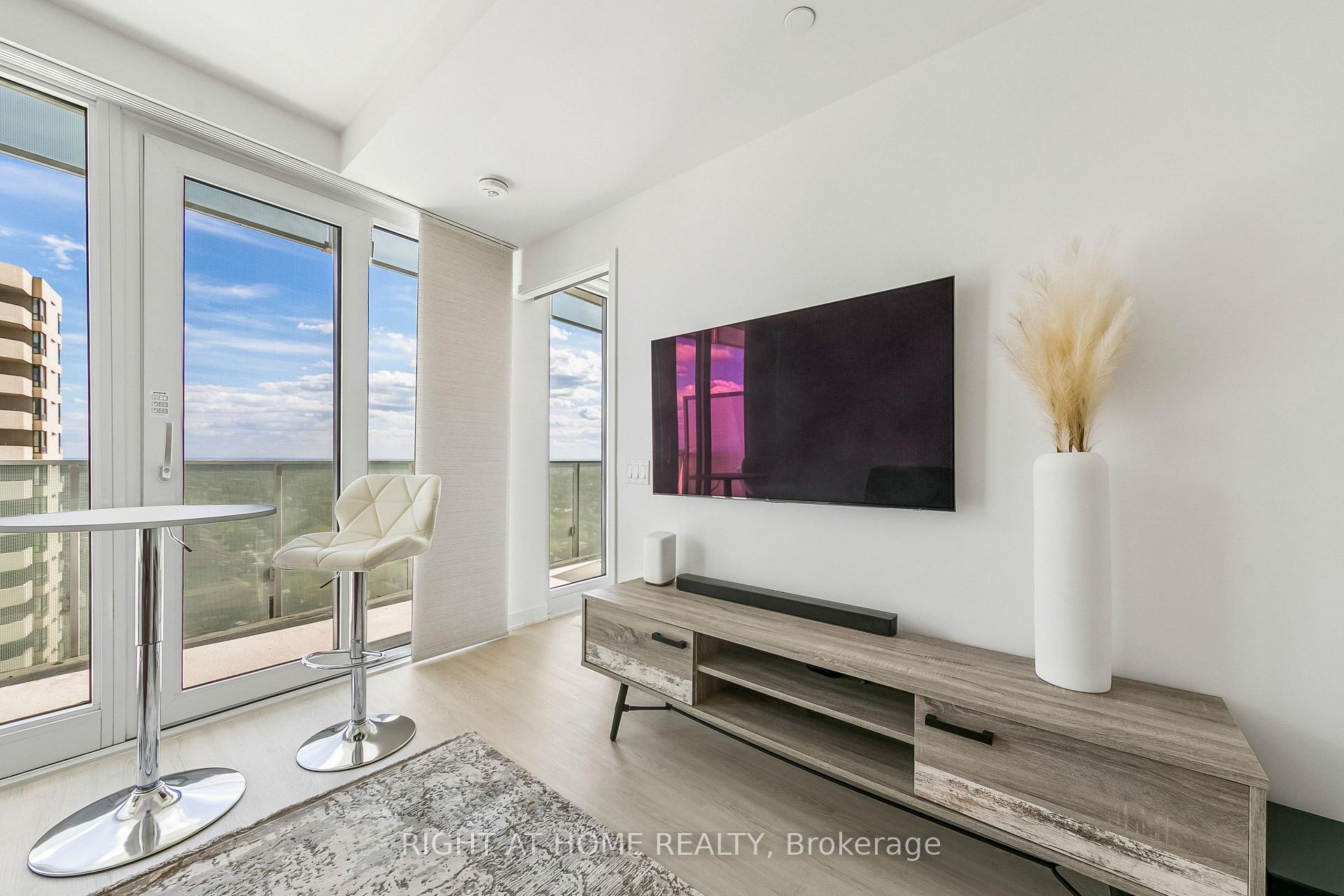 Photo of Unit 1405, 3883 Quartz Road