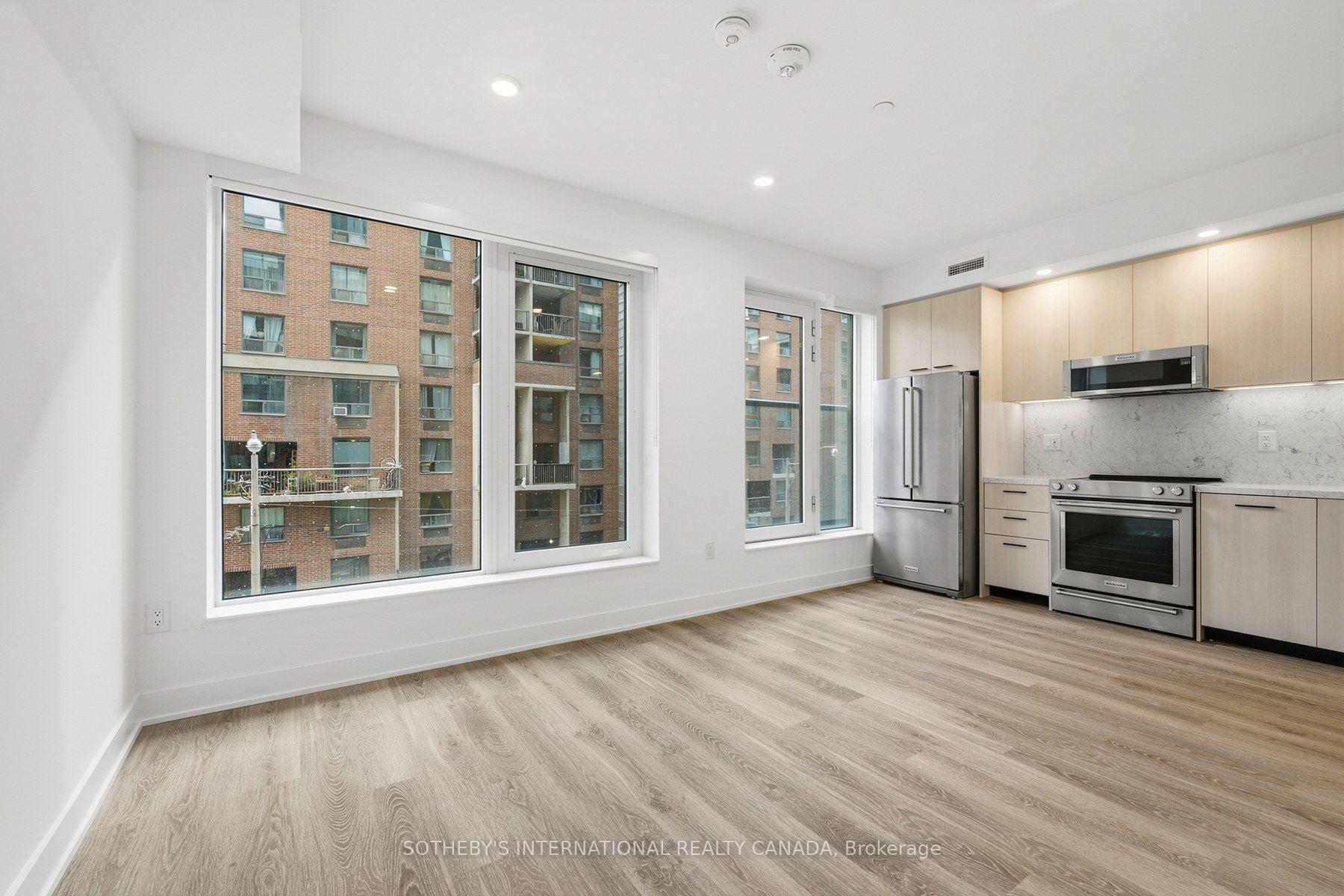 Photo of Unit E0905, 30 Mutual Street