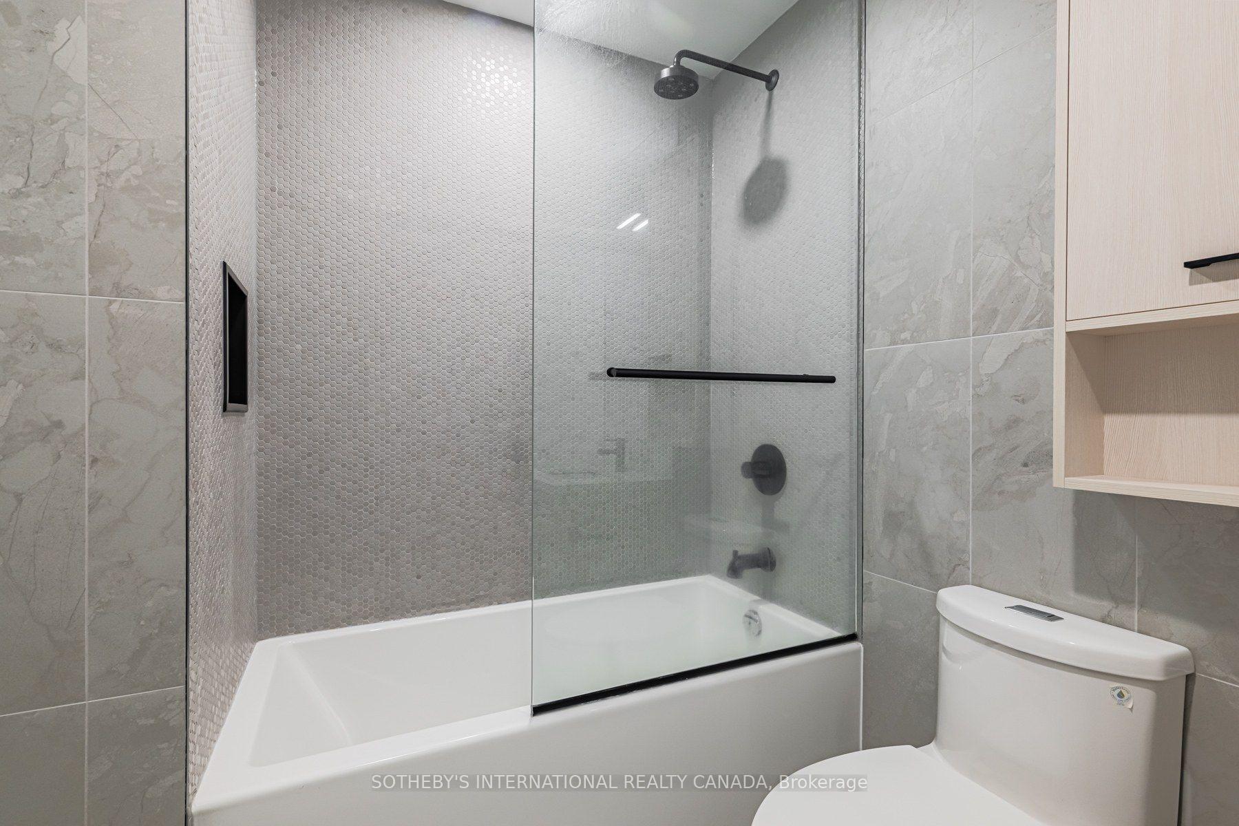 Photo 11 of Unit E0905, 30 Mutual Street, Toronto, Church-Yonge Corridor — HOMEH