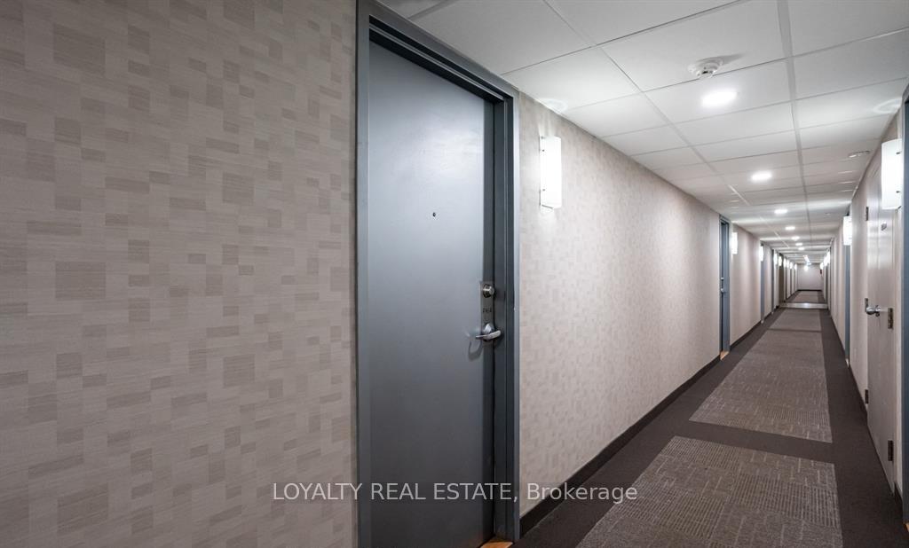 Photo 4 of Unit Ph14, 255 Richmond Street E, Toronto, Moss Park — HOMEH