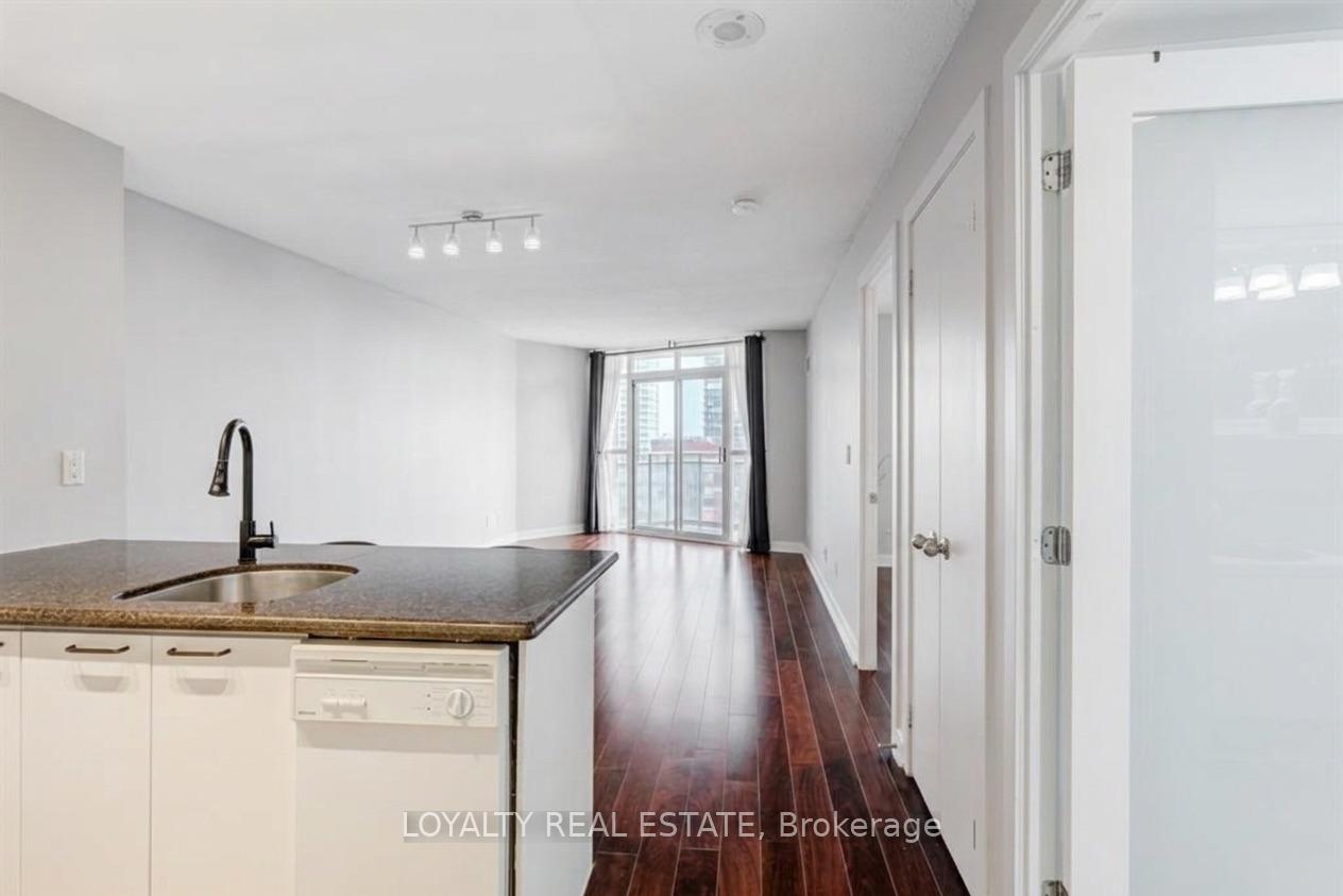 Photo 7 of Unit Ph14, 255 Richmond Street E, Toronto, Moss Park — HOMEH