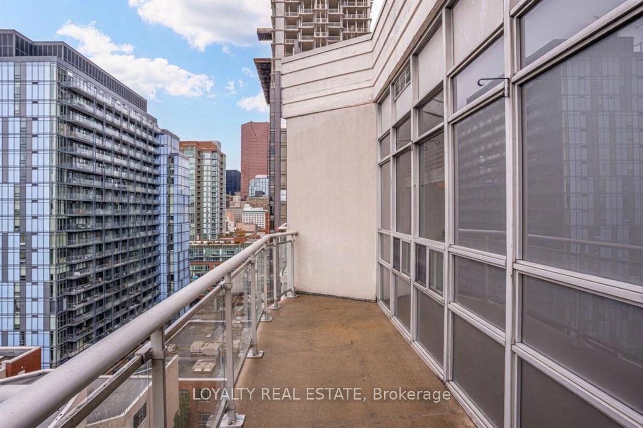 Photo 14 of Unit Ph14, 255 Richmond Street E, Toronto, Moss Park — HOMEH