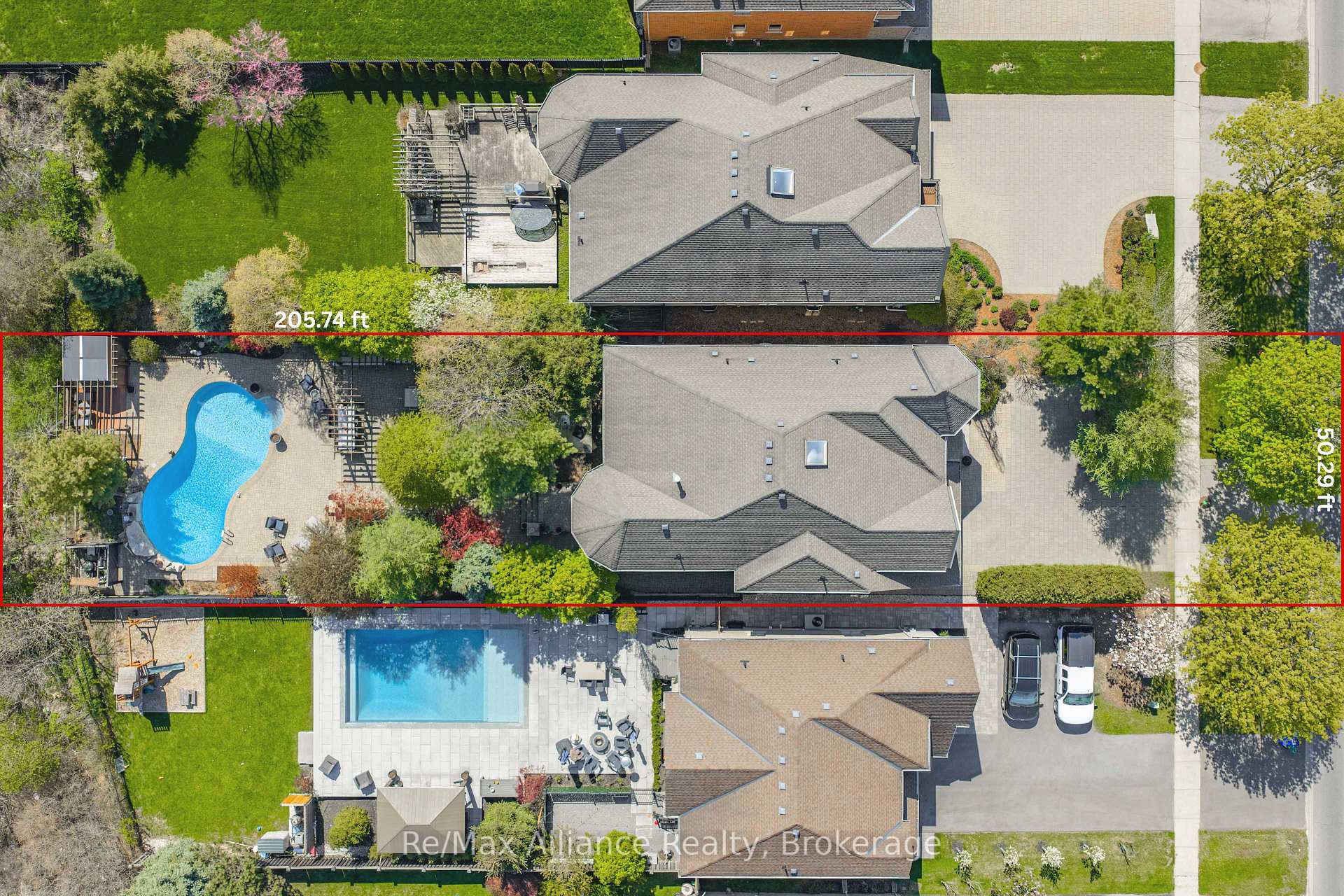 Photo 2 of 203 Burloak Drive, Oakville, Bronte — HOMEH