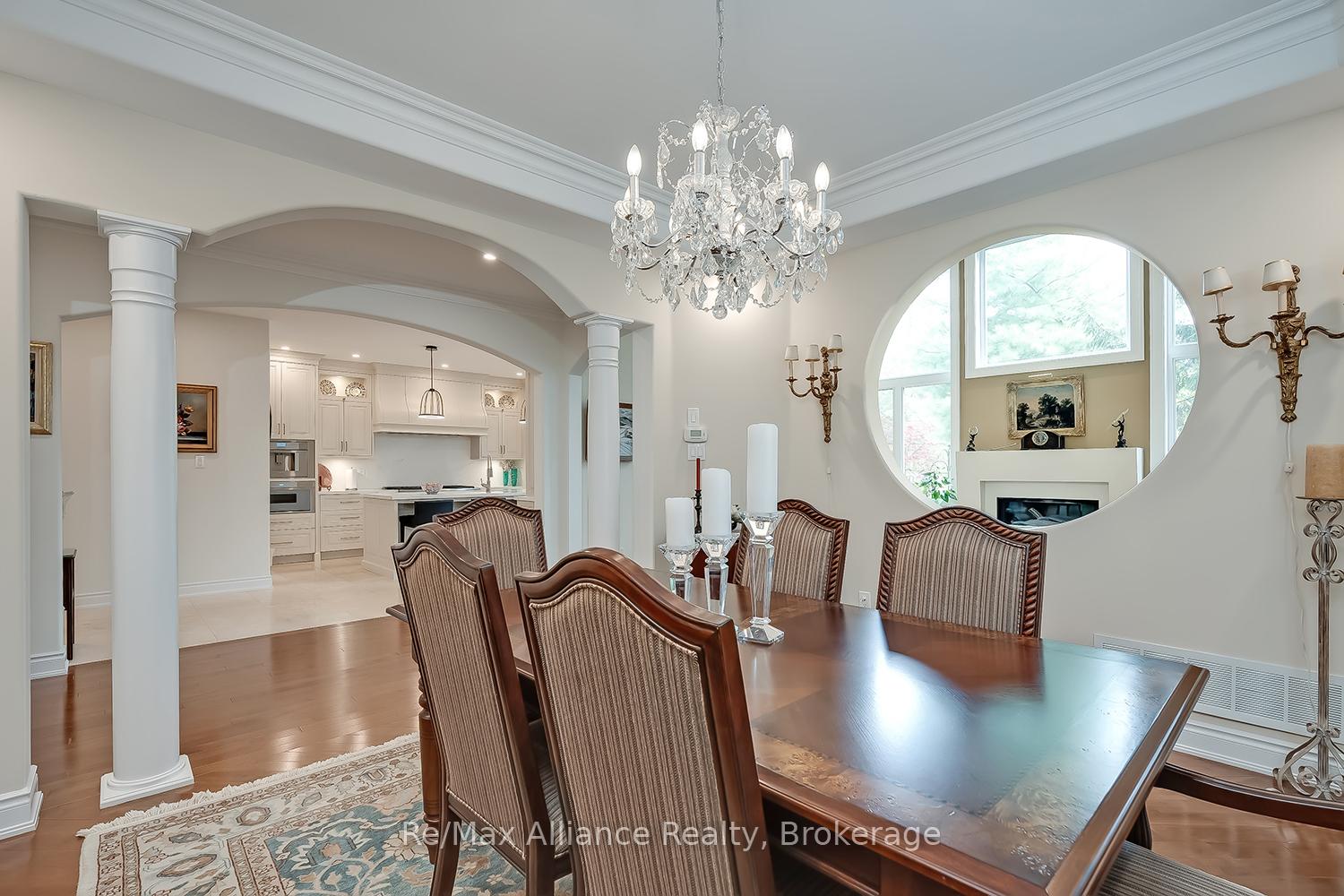 Photo 7 of 203 Burloak Drive, Oakville, Bronte — HOMEH