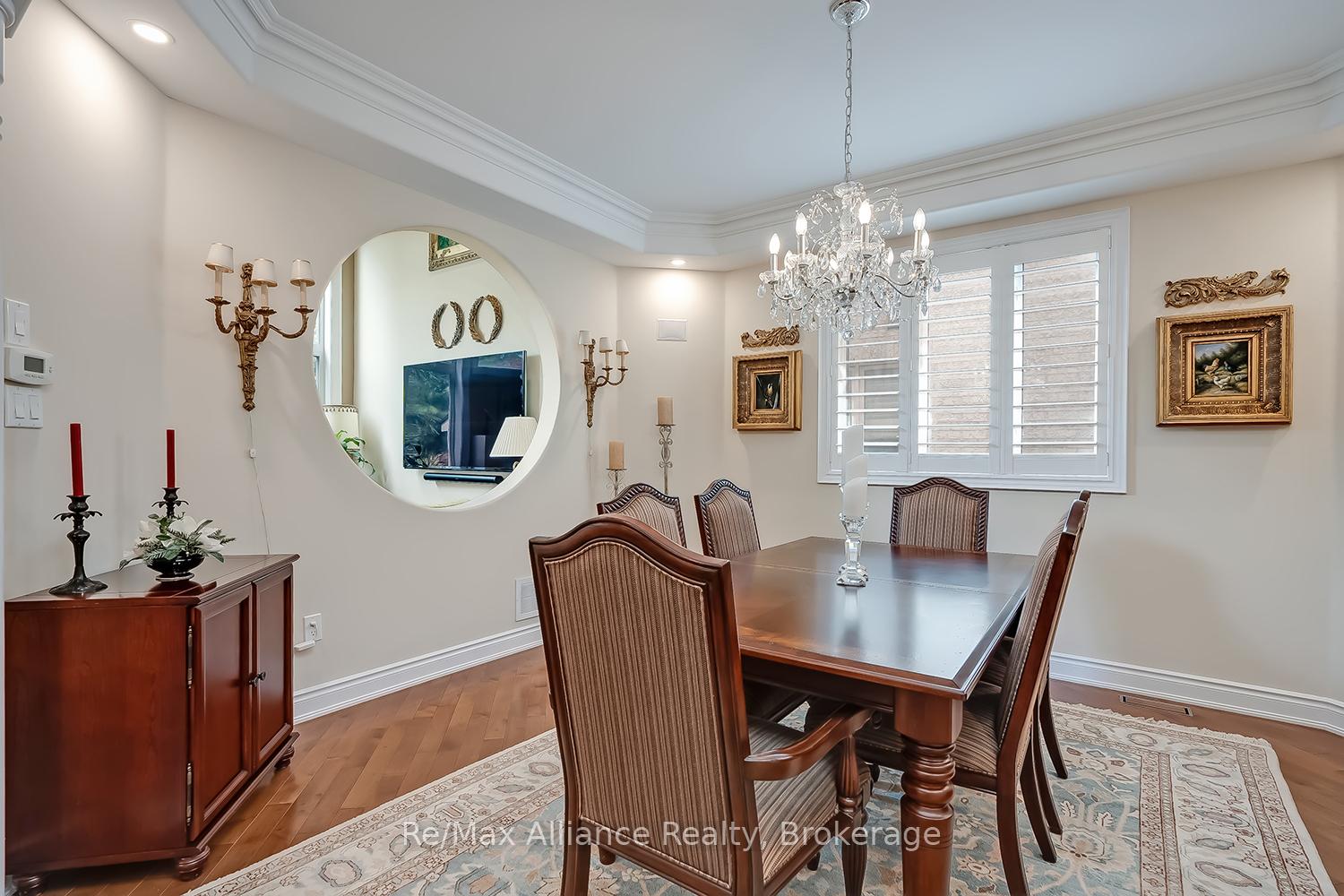 Photo 8 of 203 Burloak Drive, Oakville, Bronte — HOMEH