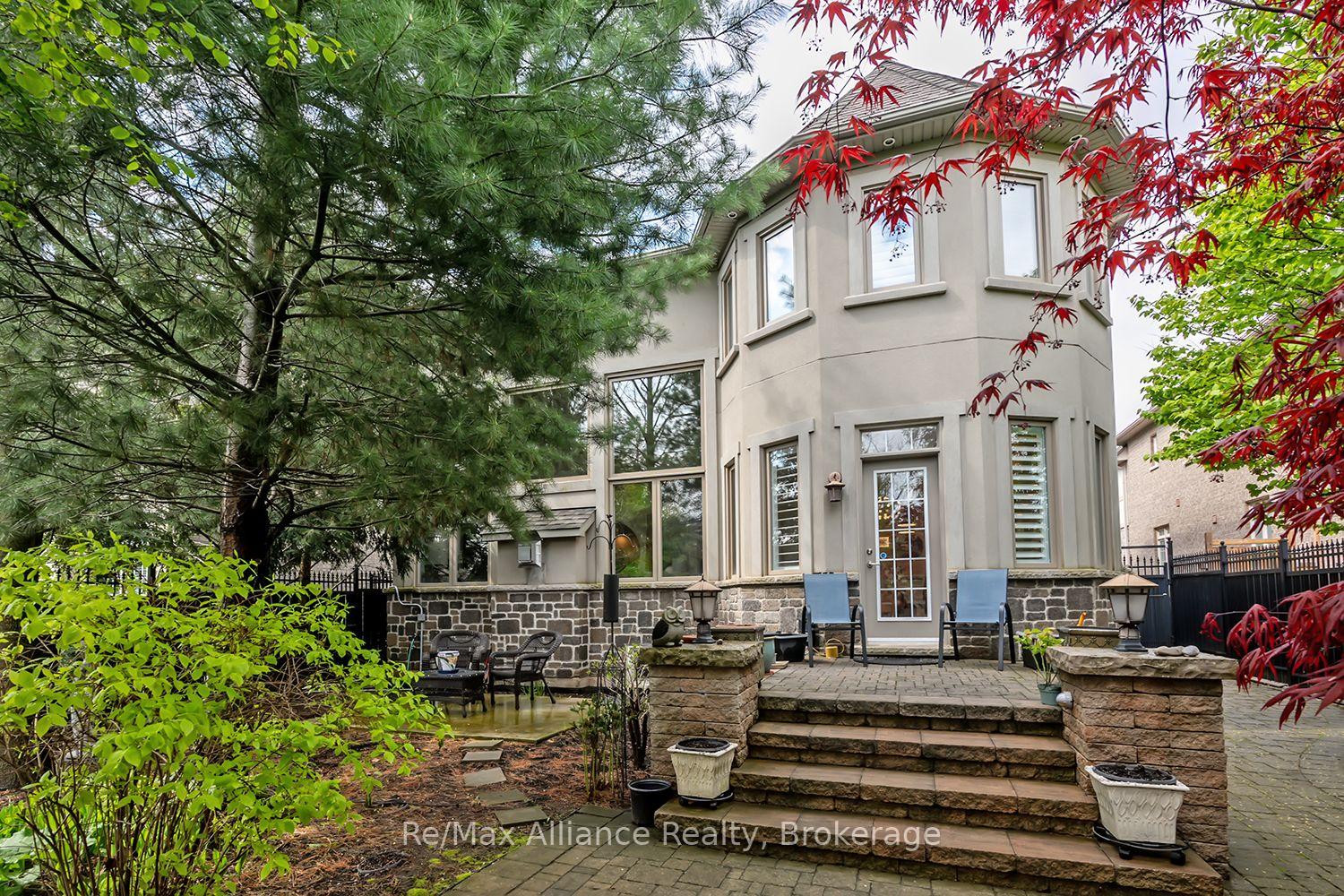 Photo 38 of 203 Burloak Drive, Oakville, Bronte — HOMEH