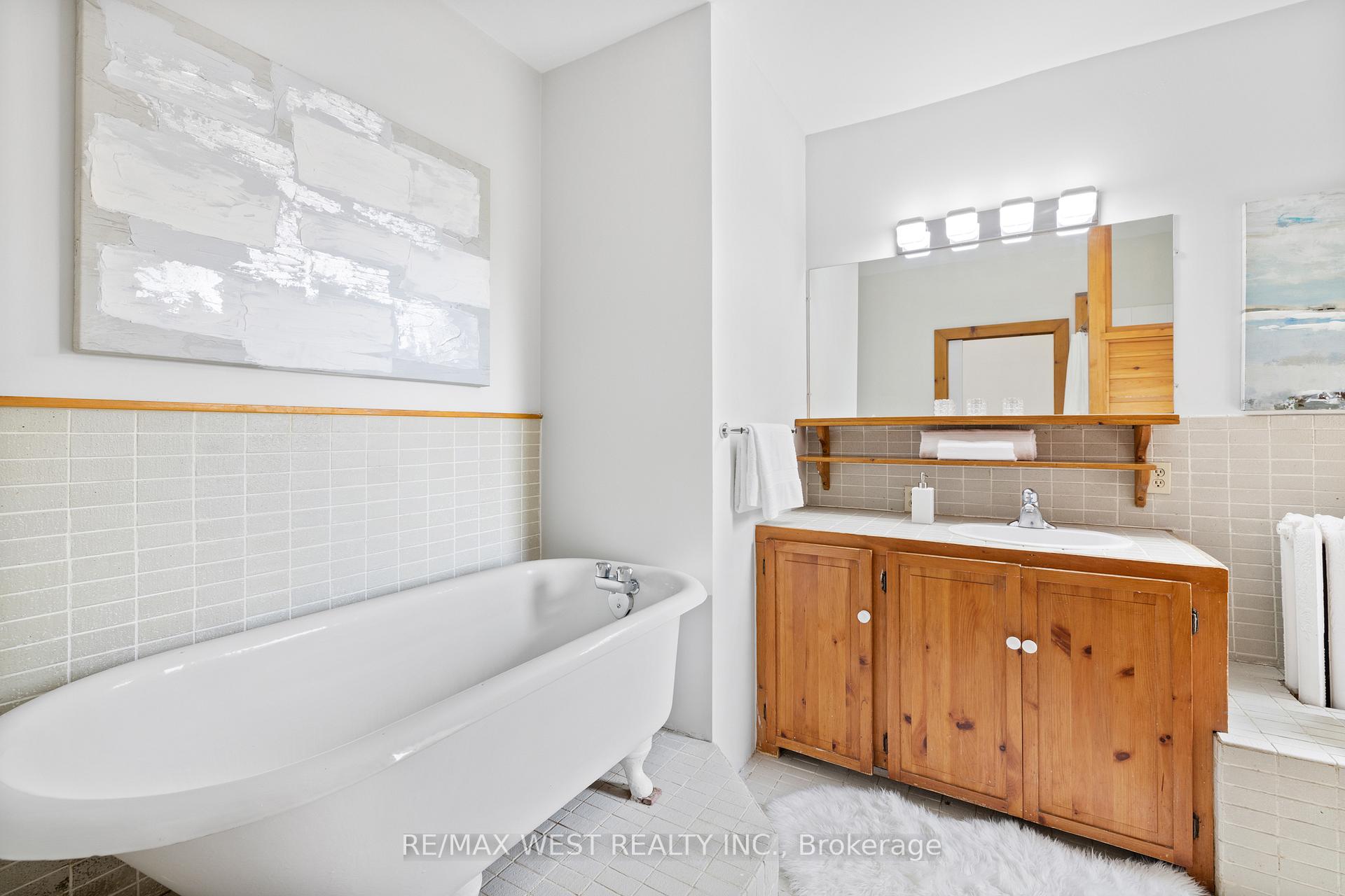 Photo 14 of 151 Humberside Avenue, Toronto, High Park North — HOMEH