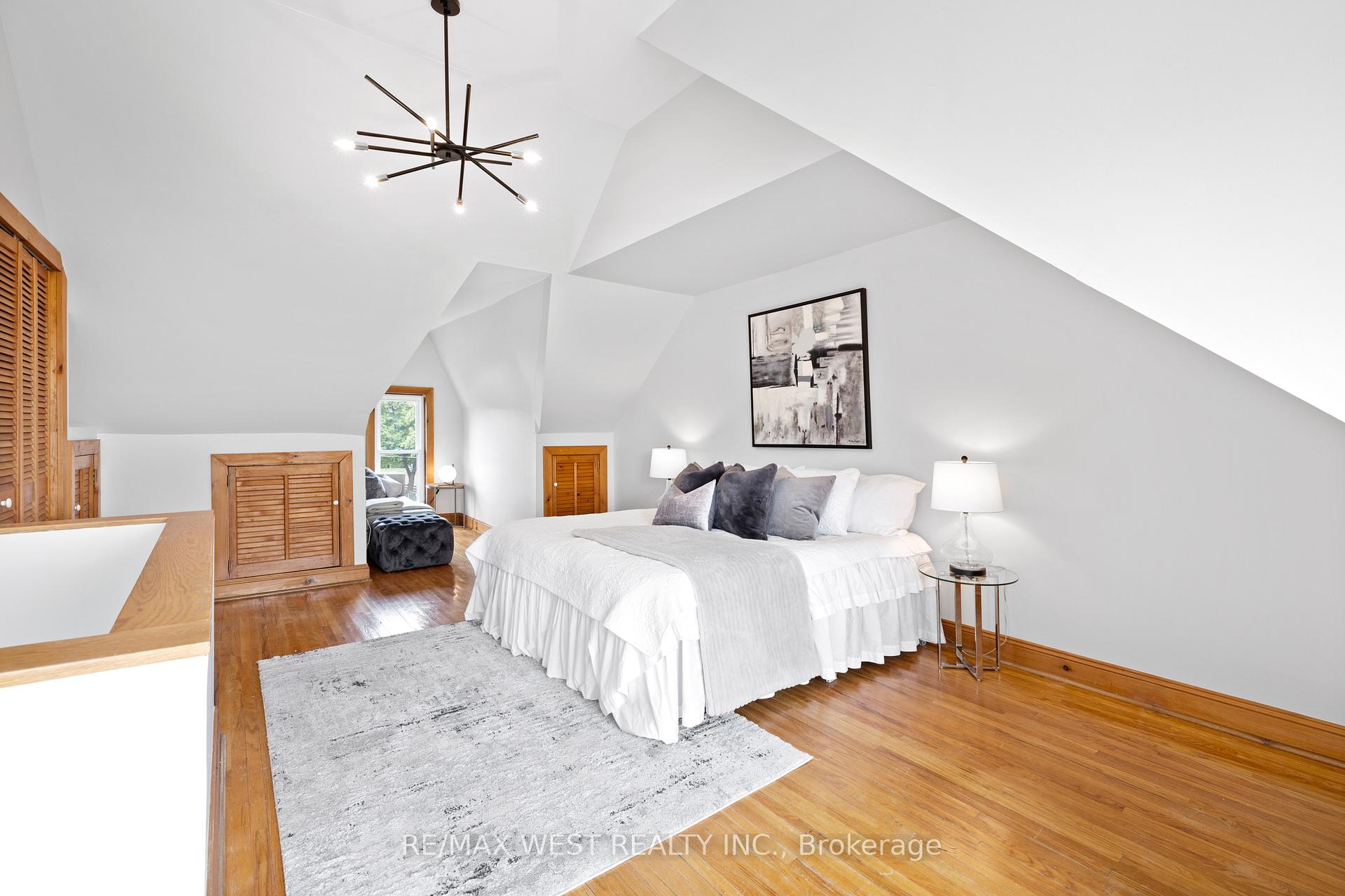 Photo 16 of 151 Humberside Avenue, Toronto, High Park North — HOMEH