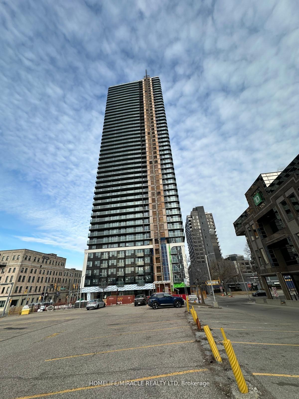 Photo 3 of Unit 808, 30 Francis Street S, Kitchener, City Commercial Core — HOMEH
