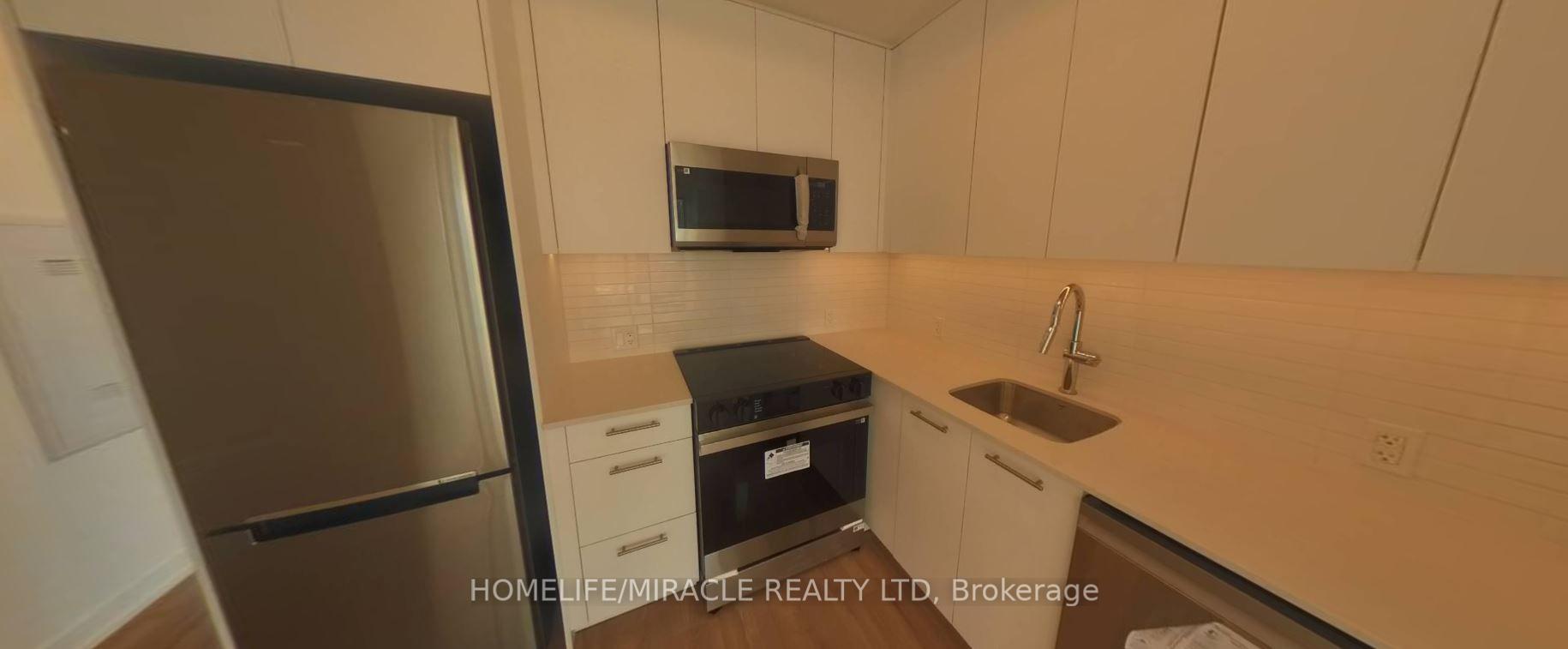 Photo 6 of Unit 808, 30 Francis Street S, Kitchener, City Commercial Core — HOMEH