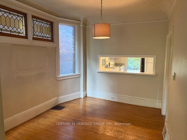 Photo 5 of 16 Sparkhall Avenue, Toronto, North Riverdale — HOMEH