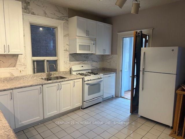 Photo 6 of 16 Sparkhall Avenue, Toronto, North Riverdale — HOMEH