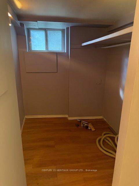 Photo 13 of 16 Sparkhall Avenue, Toronto, North Riverdale — HOMEH