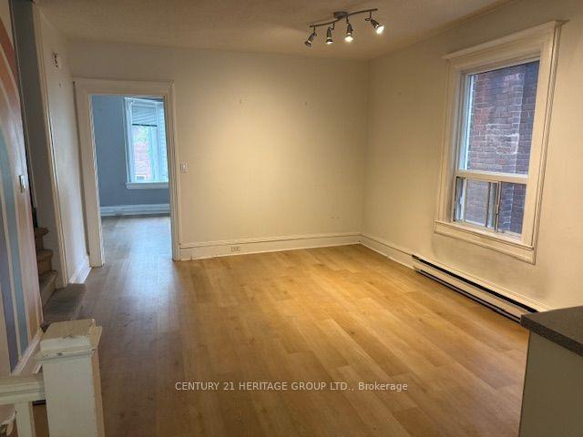 Photo 18 of 16 Sparkhall Avenue, Toronto, North Riverdale — HOMEH