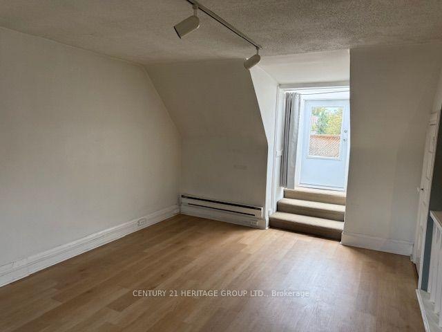 Photo 20 of 16 Sparkhall Avenue, Toronto, North Riverdale — HOMEH