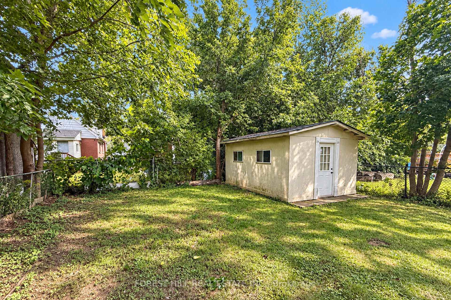 Photo 48 of 29 Thorndale Street S, Hamilton, Ainslie Wood — HOMEH