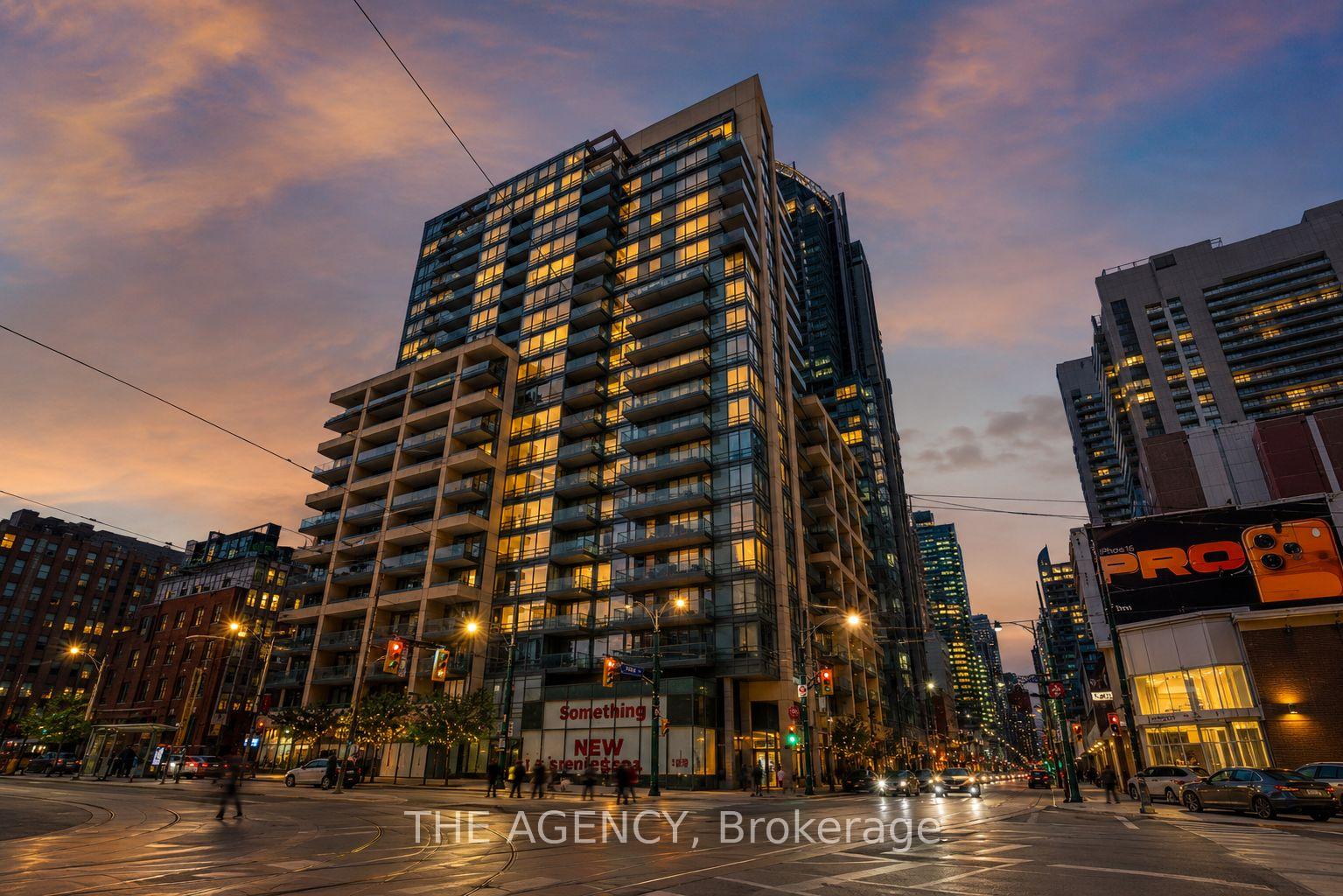Photo of Unit 1314, 438 King Street W