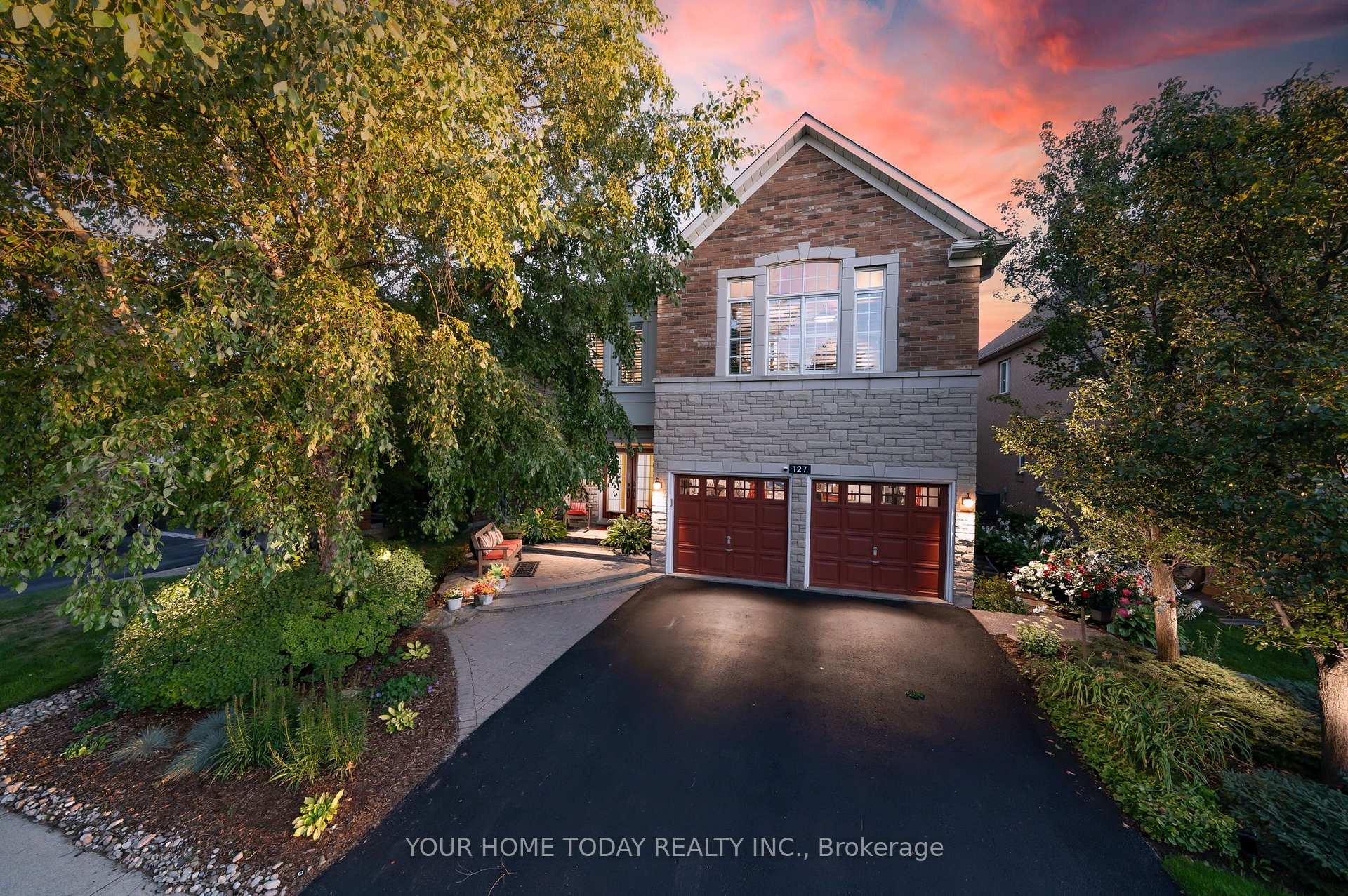 Photo 1 of 127 Miller Drive, Halton Hills, Georgetown — HOMEH