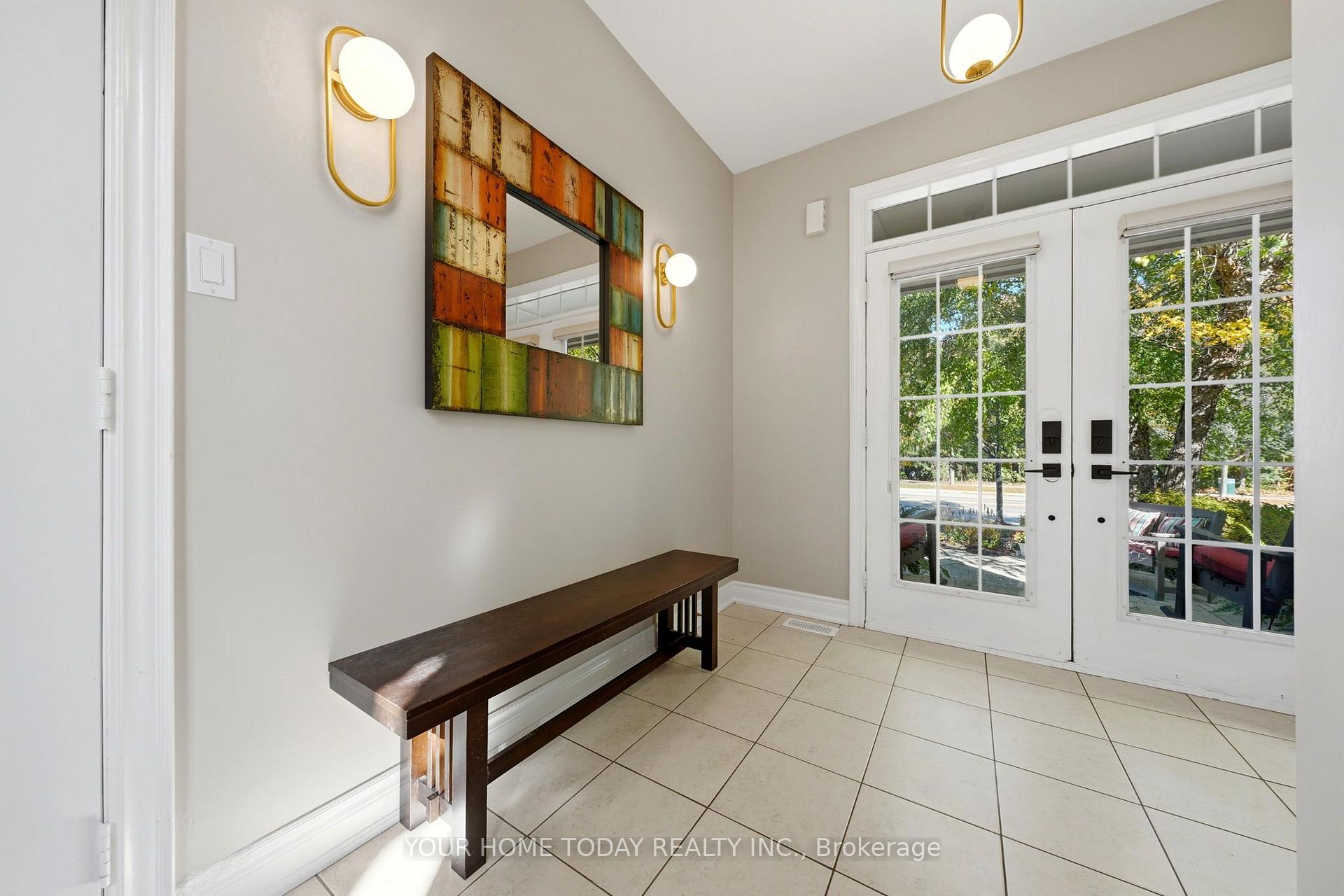 Photo 5 of 127 Miller Drive, Halton Hills, Georgetown — HOMEH