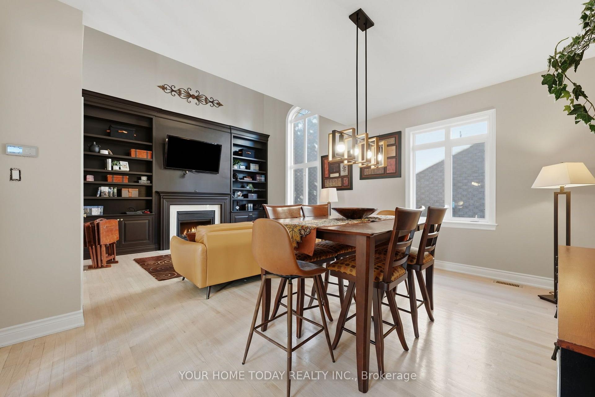 Photo 8 of 127 Miller Drive, Halton Hills, Georgetown — HOMEH