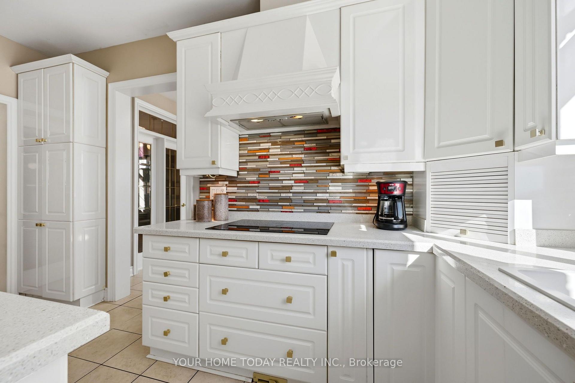 Photo 16 of 127 Miller Drive, Halton Hills, Georgetown — HOMEH