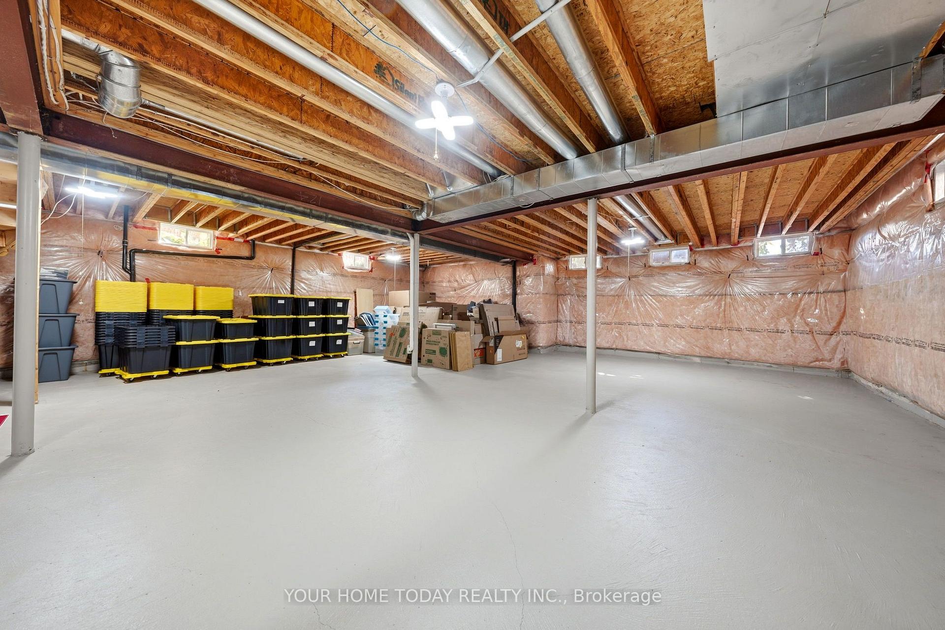 Photo 40 of 127 Miller Drive, Halton Hills, Georgetown — HOMEH