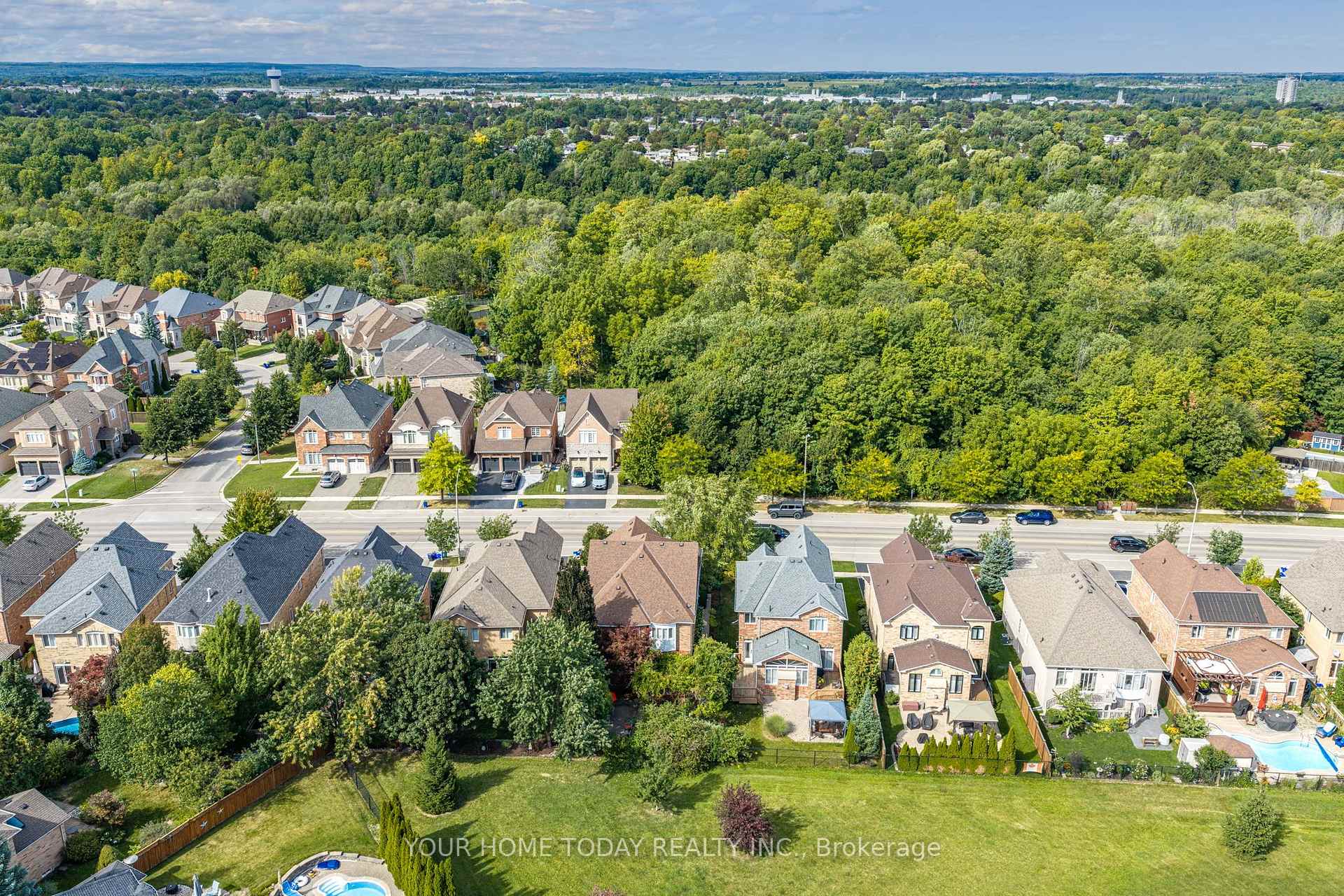 Photo 50 of 127 Miller Drive, Halton Hills, Georgetown — HOMEH