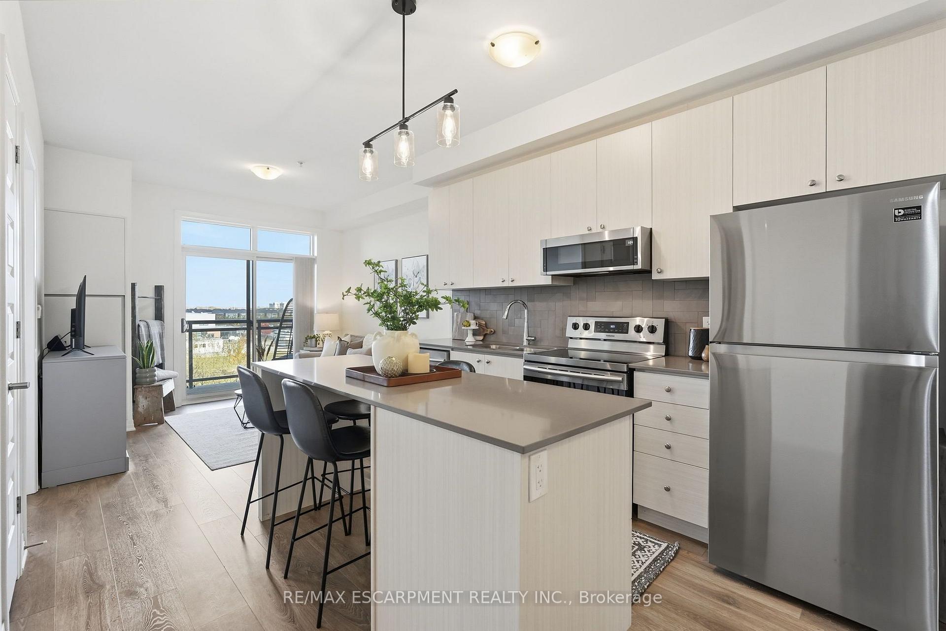 Photo 4 of Unit 424, 1105 Leger Way, Milton, Ford — HOMEH