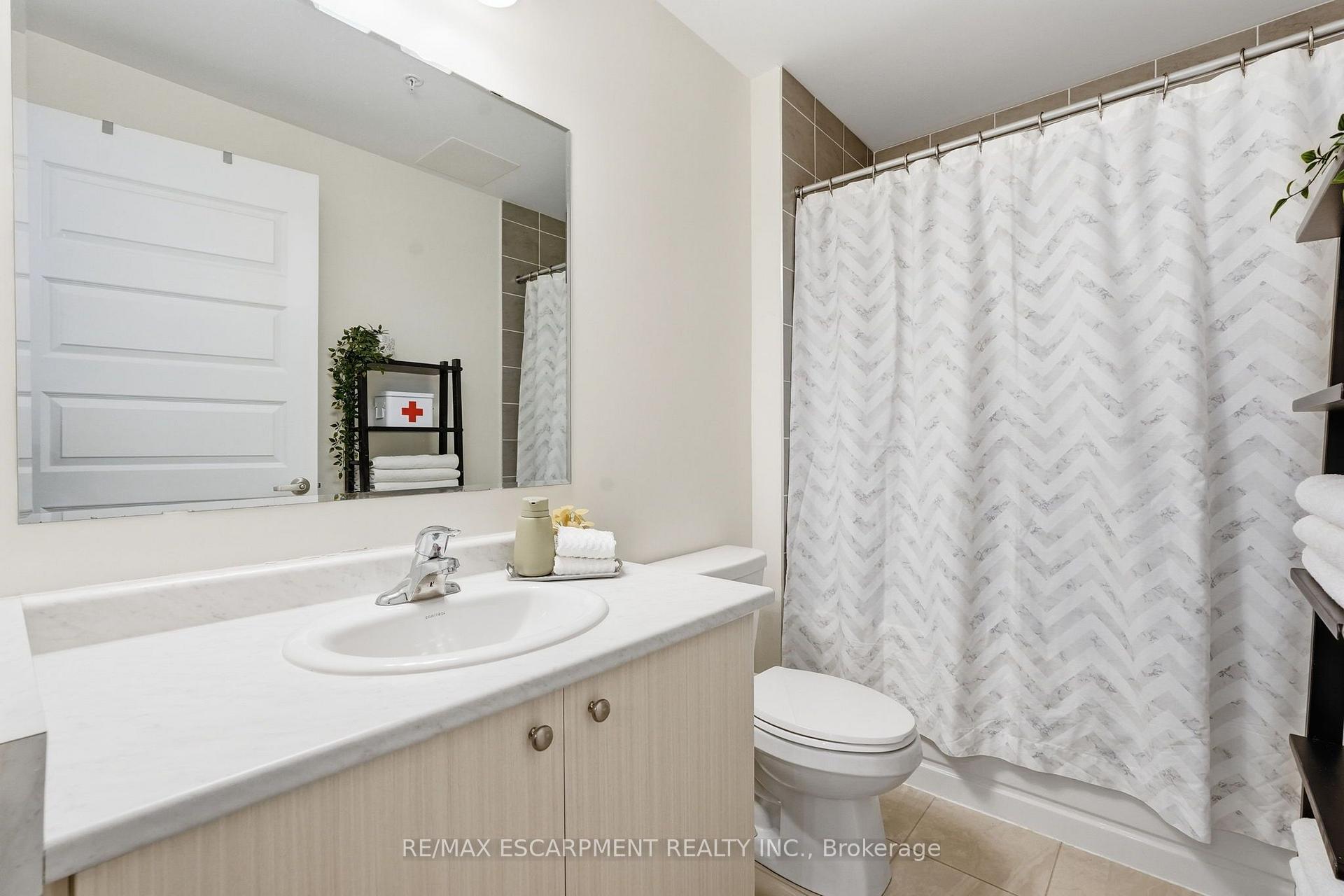 Photo 21 of Unit 424, 1105 Leger Way, Milton, Ford — HOMEH