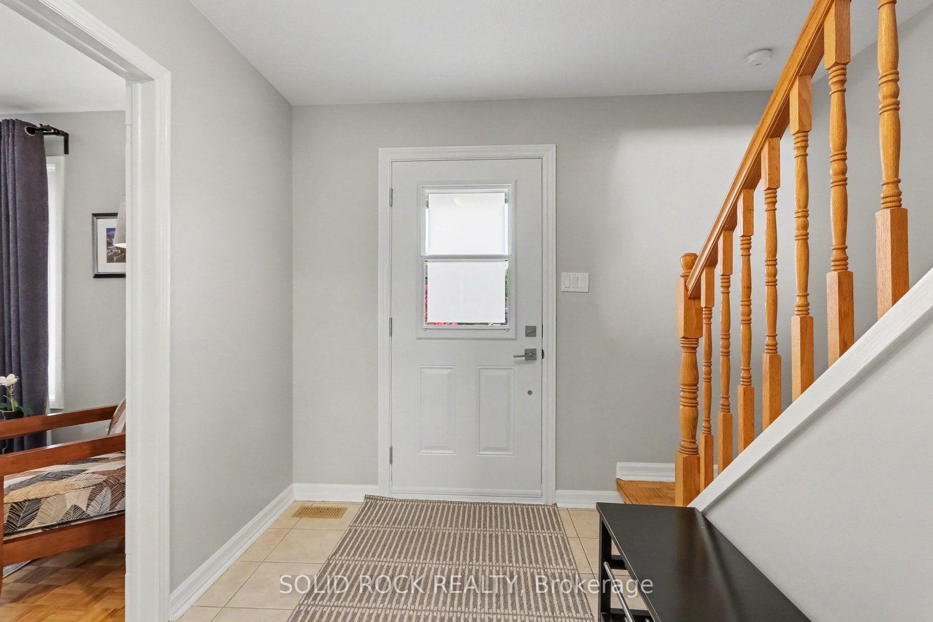 Photo 2 of 9 Owlshead Road, Ottawa, Munster — HOMEH
