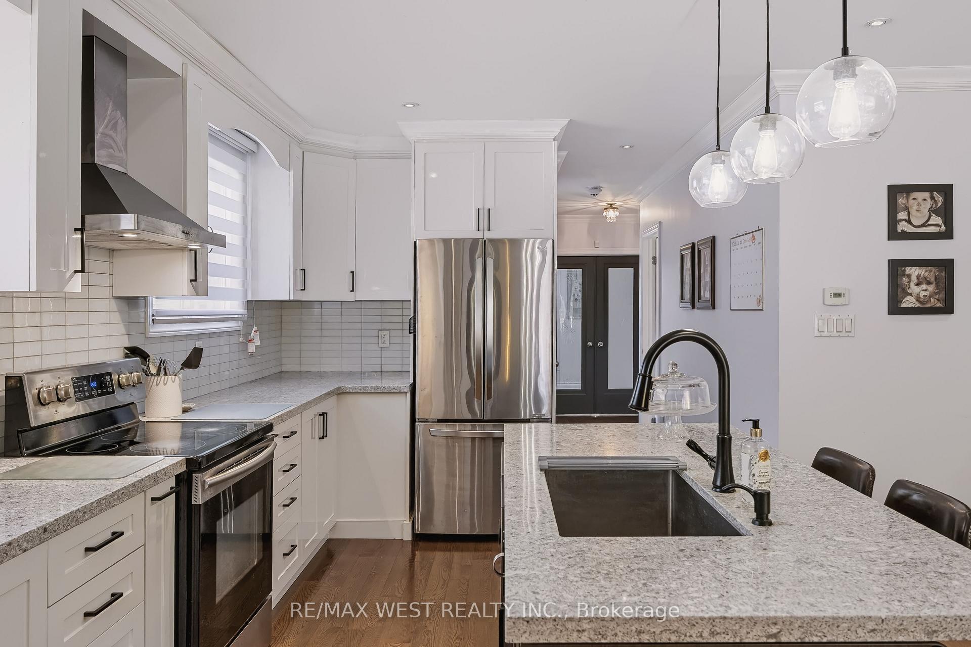 Photo 14 of 201 Bigelow Street, Scugog, Port Perry — HOMEH