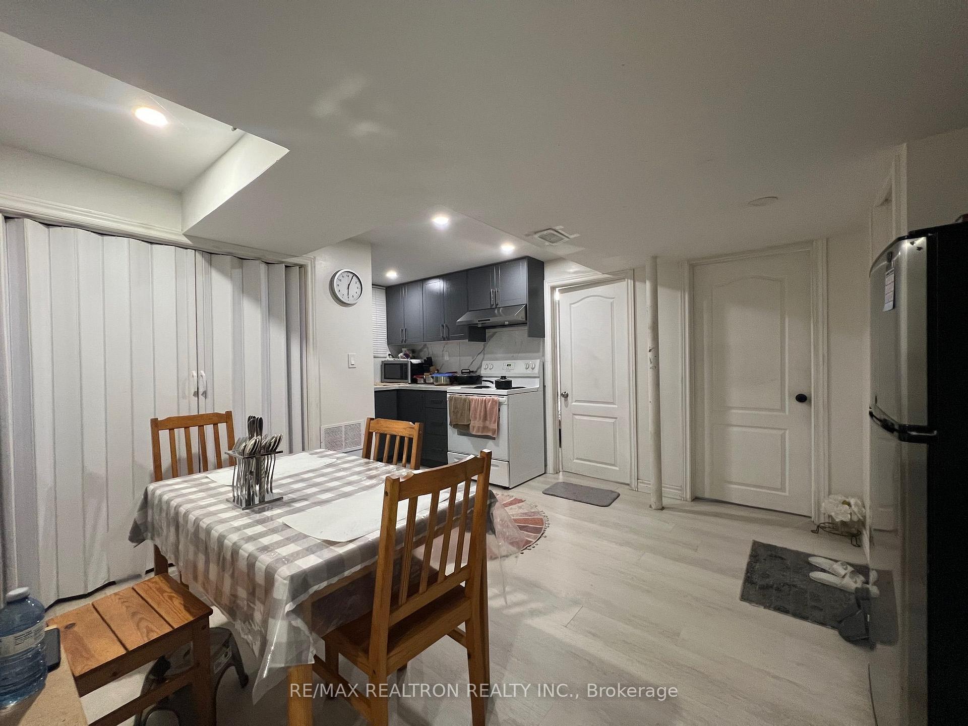 Photo 5 of Unit Bsmt, 106 Gradwell Drive, Scarborough, Cliffcrest — HOMEH