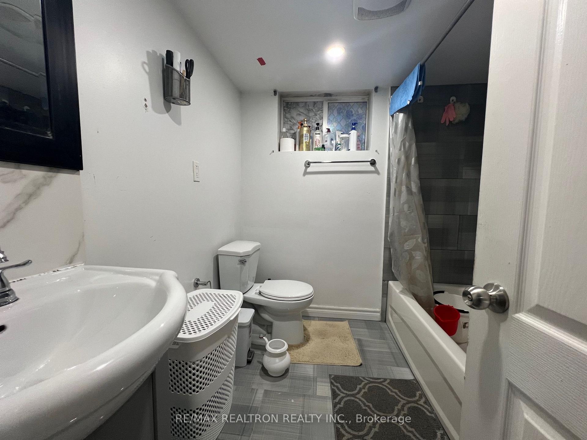 Photo 12 of Unit Bsmt, 106 Gradwell Drive, Scarborough, Cliffcrest — HOMEH