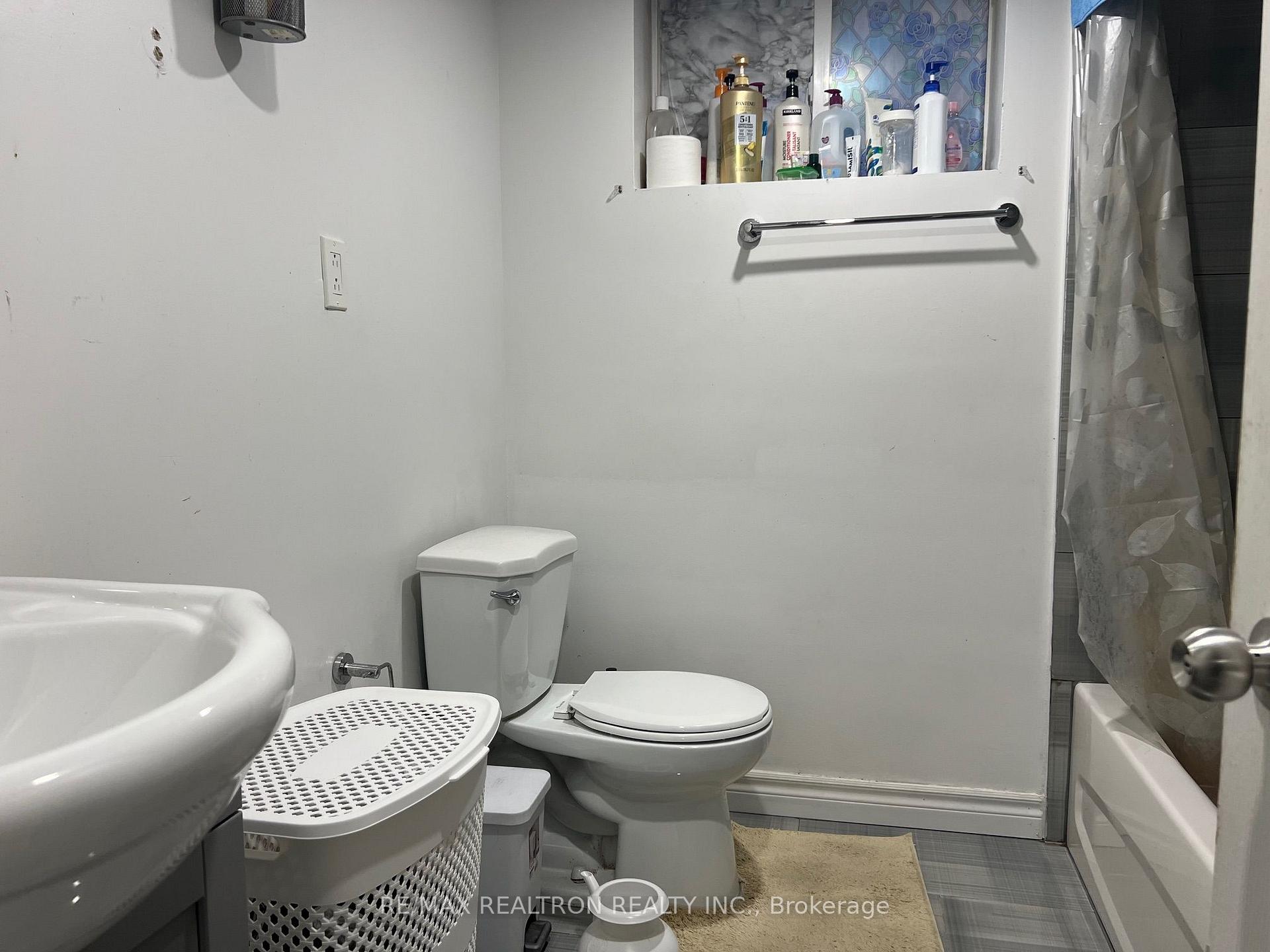 Photo 13 of Unit Bsmt, 106 Gradwell Drive, Scarborough, Cliffcrest — HOMEH