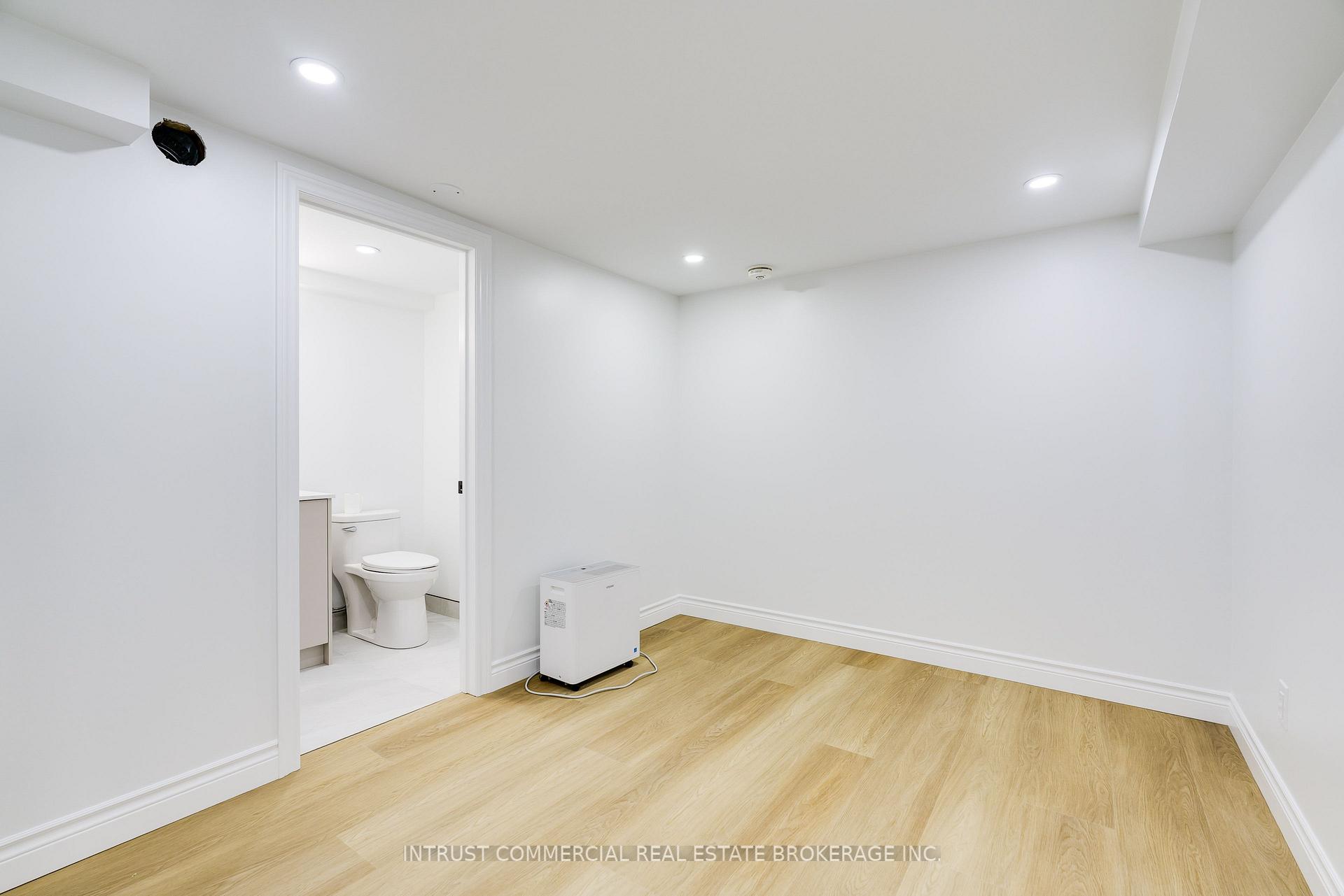 Photo 14 of Unit Lower Level, 54 Vaughan Road, Toronto, Wychwood — HOMEH