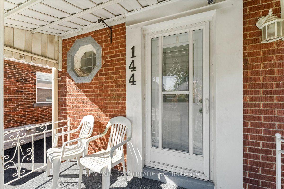 Photo 4 of 144 Rodgers Road, Hamilton, Bartonville — HOMEH