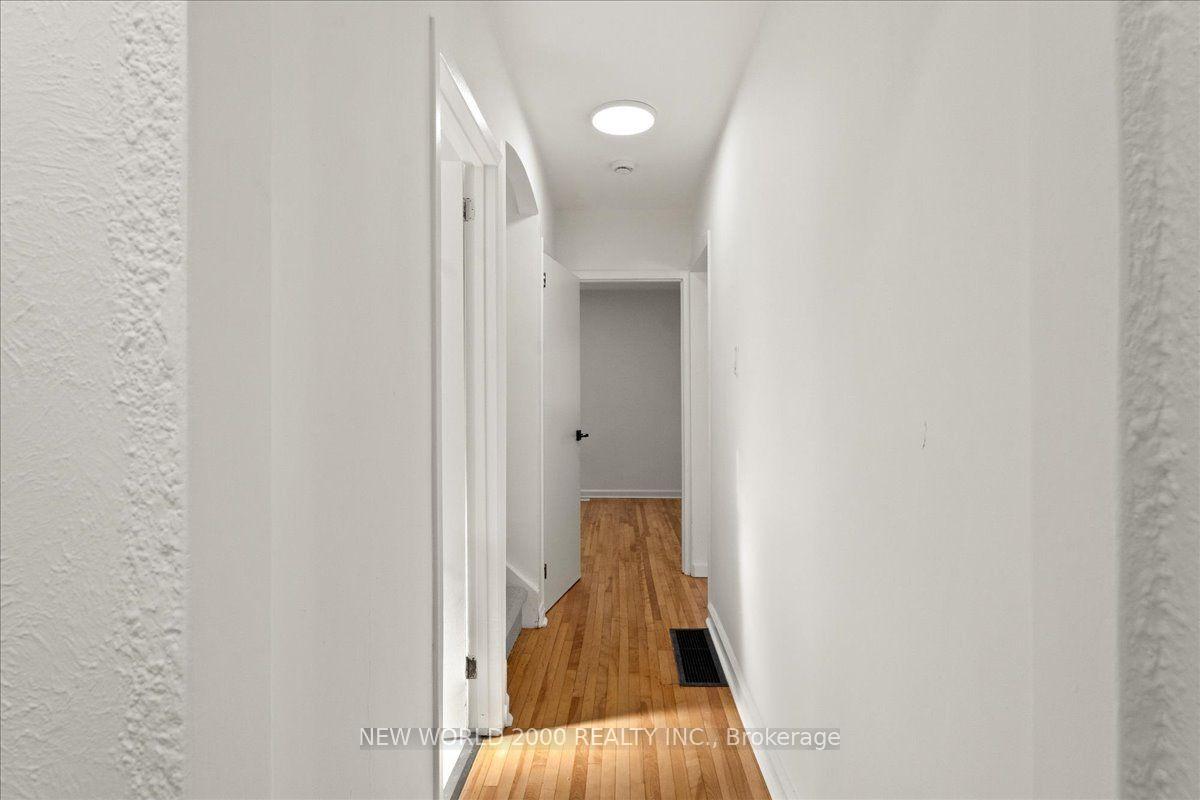 Photo 6 of 144 Rodgers Road, Hamilton, Bartonville — HOMEH