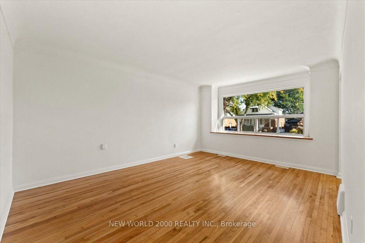 Photo 9 of 144 Rodgers Road, Hamilton, Bartonville — HOMEH
