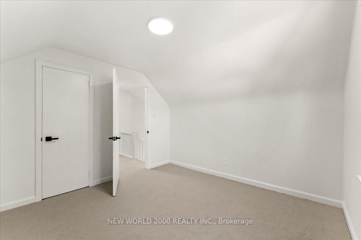 Photo 21 of 144 Rodgers Road, Hamilton, Bartonville — HOMEH