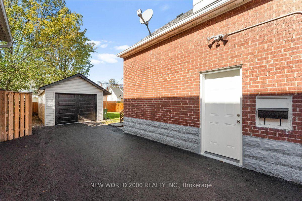 Photo 32 of 144 Rodgers Road, Hamilton, Bartonville — HOMEH