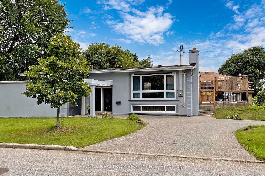 Photo 1 of Unit Lower, 142 Combe Avenue, North York, Bathurst Manor — HOMEH