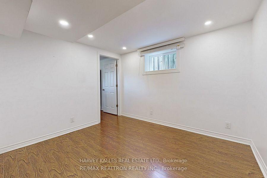Photo 5 of Unit Lower, 142 Combe Avenue, North York, Bathurst Manor — HOMEH
