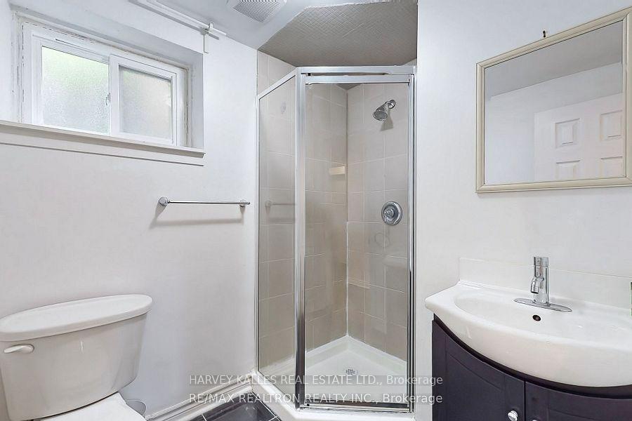 Photo 12 of Unit Lower, 142 Combe Avenue, North York, Bathurst Manor — HOMEH