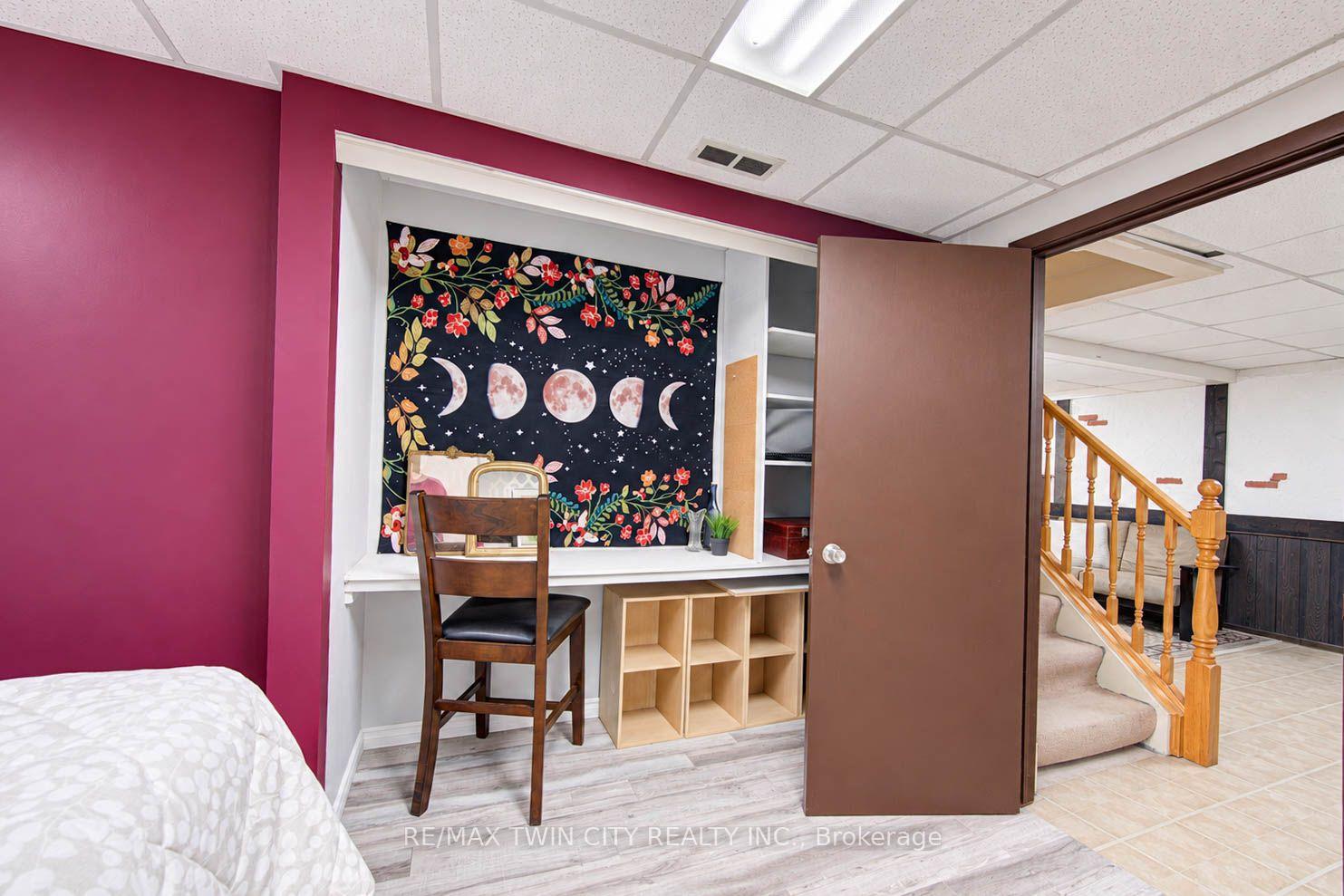 Photo 32 of 63 Winding Way, Kitchener, Forest Heights — HOMEH