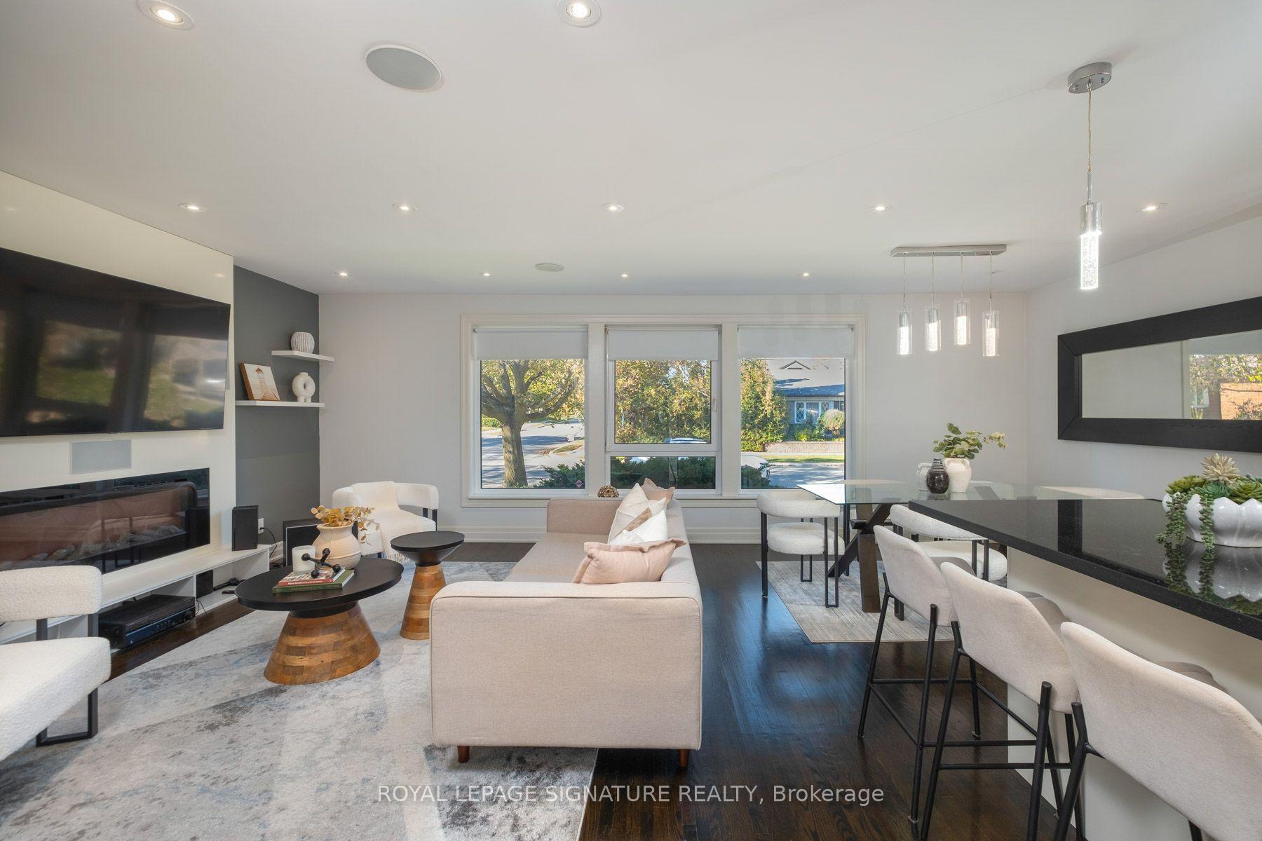 Photo 2 of 47 Tedford Drive, Scarborough, Wexford-Maryvale — HOMEH