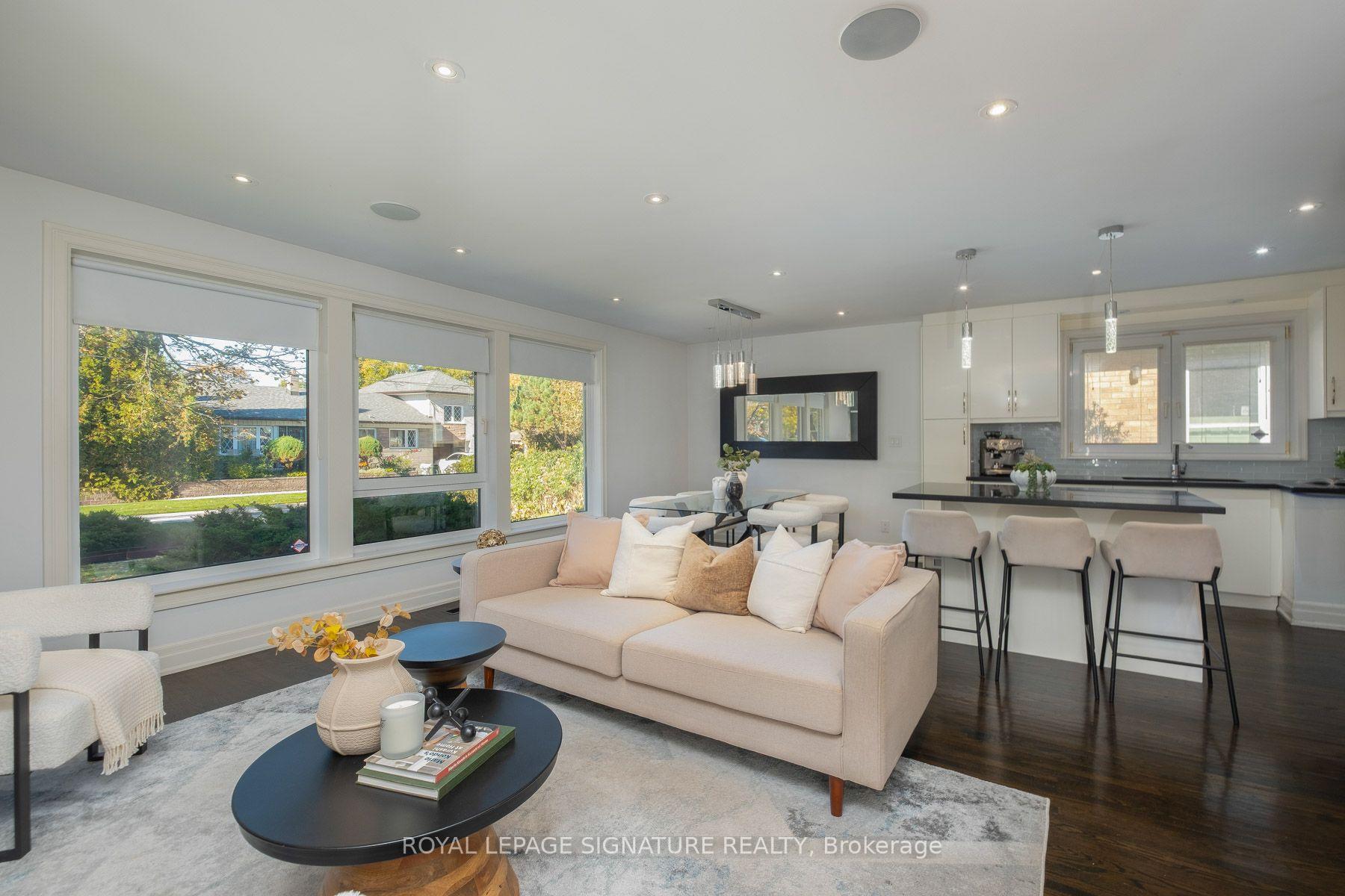 Photo 3 of 47 Tedford Drive, Scarborough, Wexford-Maryvale — HOMEH