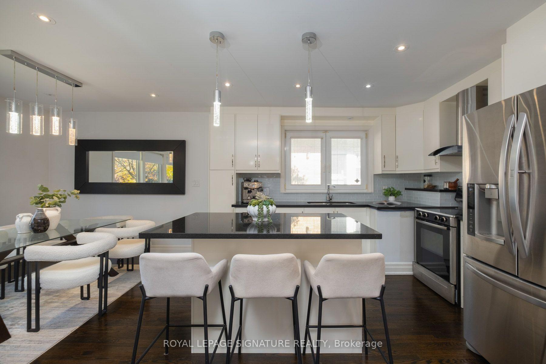 Photo 4 of 47 Tedford Drive, Scarborough, Wexford-Maryvale — HOMEH