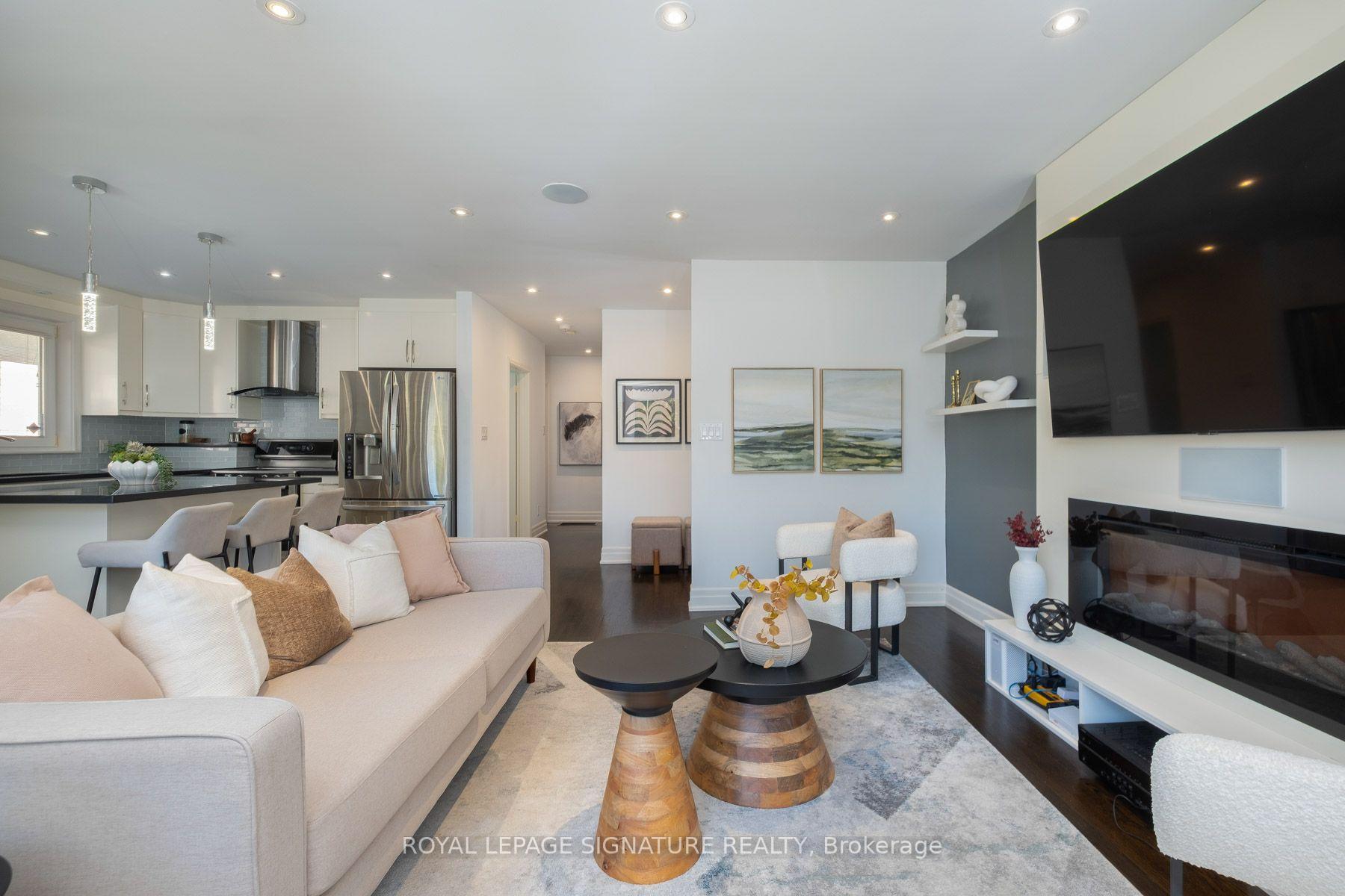 Photo 13 of 47 Tedford Drive, Scarborough, Wexford-Maryvale — HOMEH